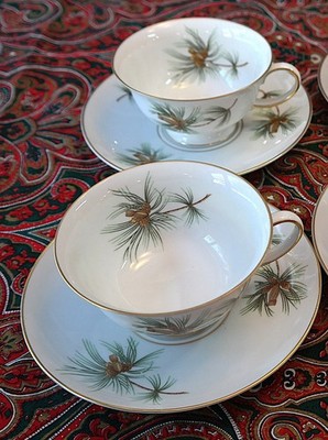 *Set of 2* Rosenthal  Aida PINE NEEDLE Cups & Saucers Germany Selb-Plossberg EUC
