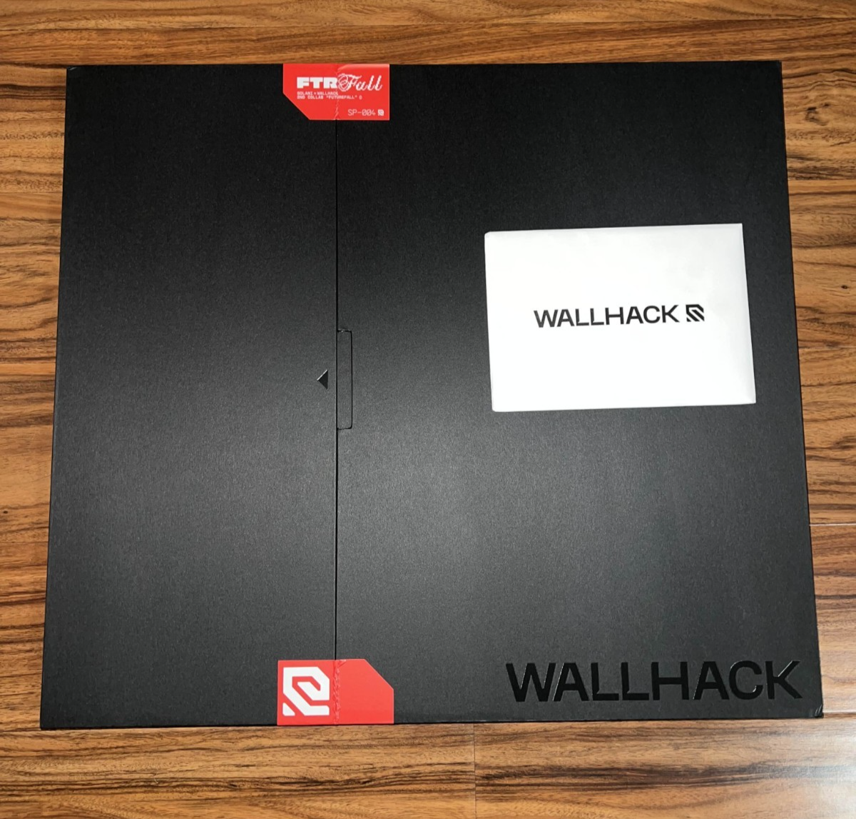 SEALED*Wallhack Skyped : SP-004 LIMITED EDITION: FUTUREFALL