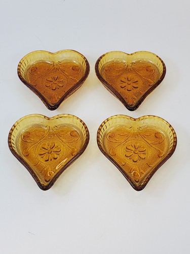 Indiana Glass Tiara Amber Heart Shaped Trinket Dish Set Of 4 Vintage