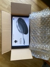 Image of Le Creuset Toughened Non-Stick Deep Frying Pan 28cm 3.2L with Helper Handle