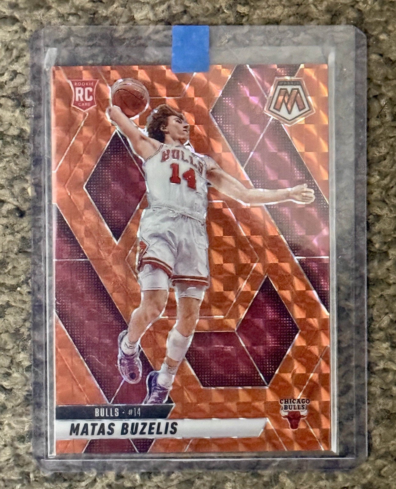 2024-25 Panini Mosaic - Rookies Matas Buzelis #223 Orange Mosaic Prizm /249 (RC)