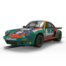 Scalextric C4439 Porsche 911 3.0 RSR Vaillant