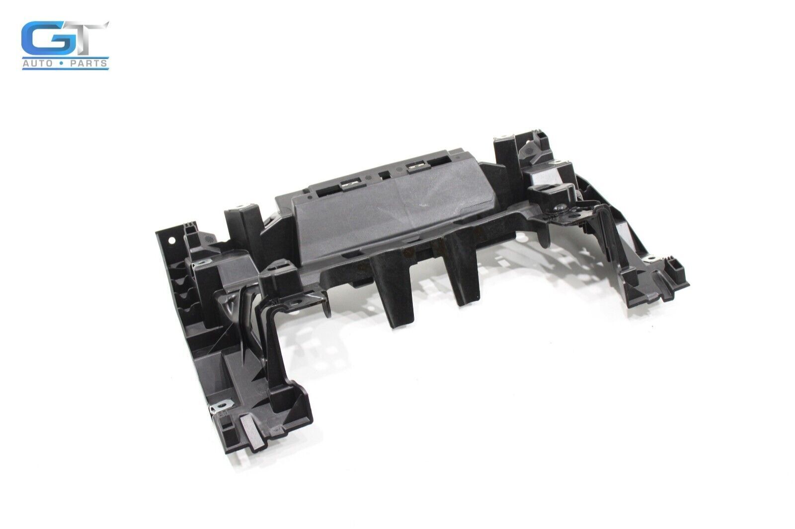 Maserati Levante 2017-2020 Center bracket