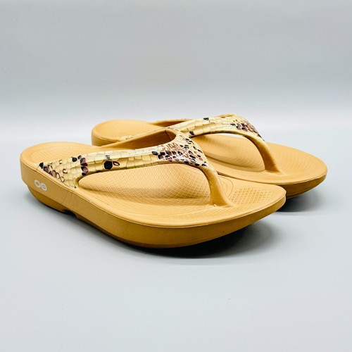 Oofos Sandals Womens 38 US 7 Beige Desert Snake OOlala Limited Thong Flip Flop - Picture 2 of 13
