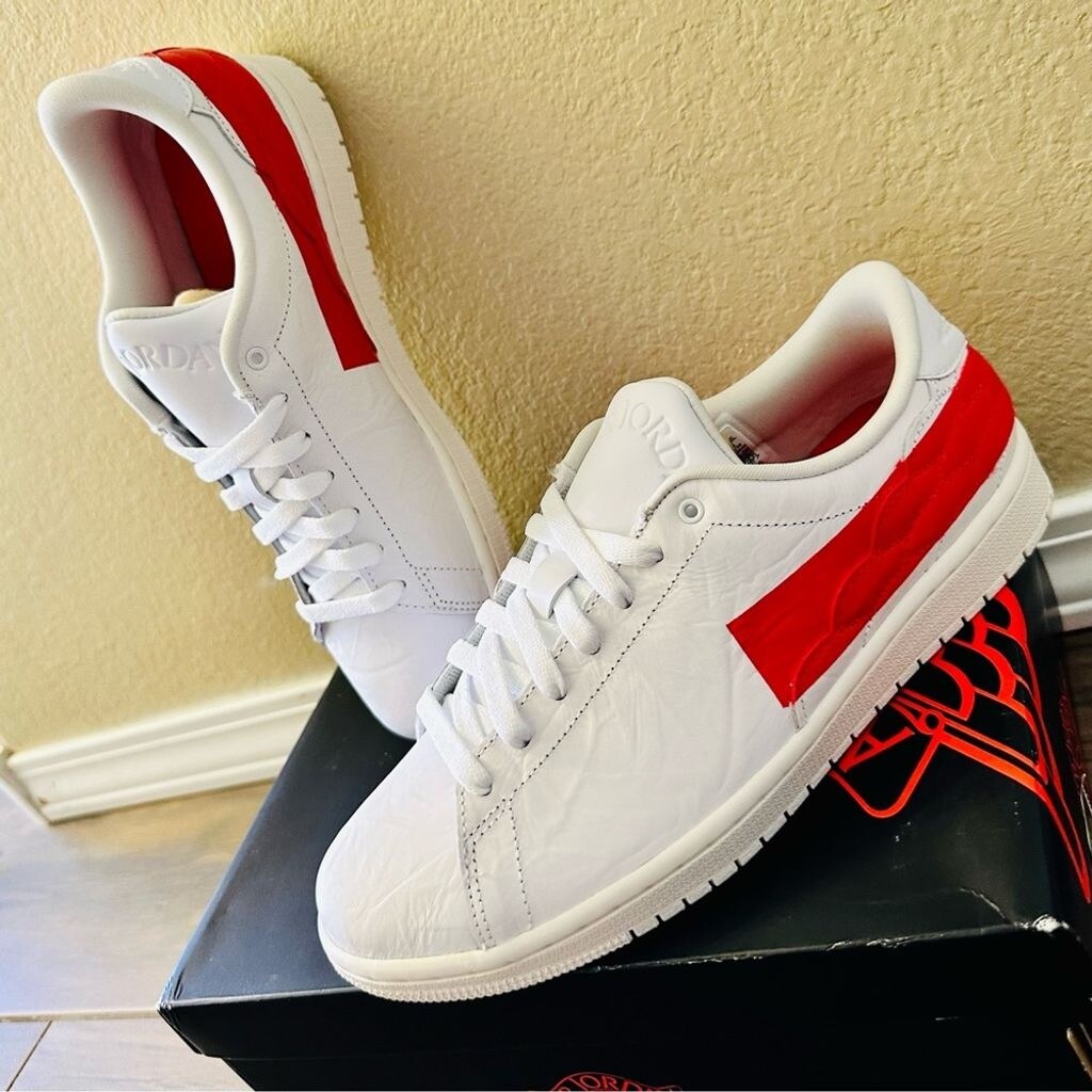 air jordan 1 centre court white university red