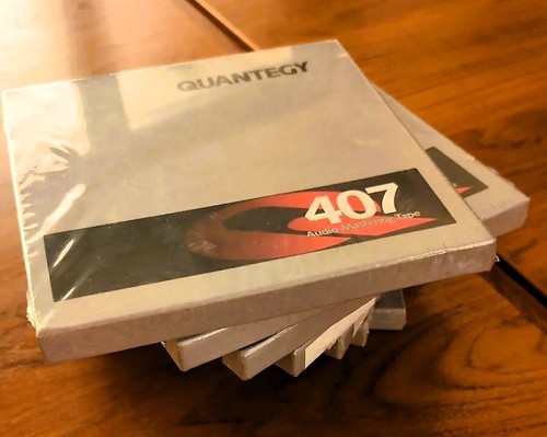 QUANTEGY 407 Reel to Reel Recording Tape - 7 inch, 1/4", NOS, sealed in the box - Picture 2 of 3