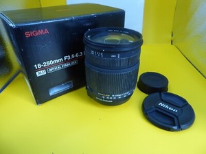 Sigma DC OS Nikon AF-D DC fit 18-250mm HSM AF Objektiv eingebauter Motor stabilisiert