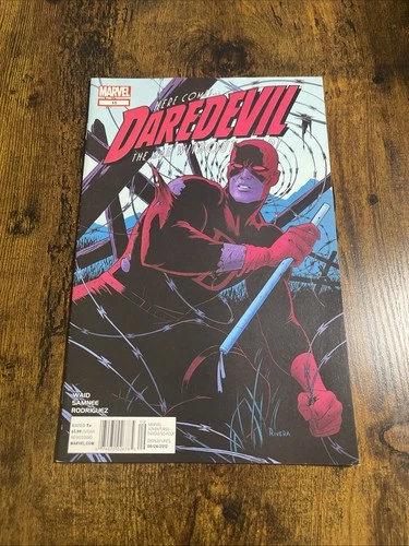 Daredevil #15 (8.5 VF+) $3.99 Newsstand Price Variant - 2012