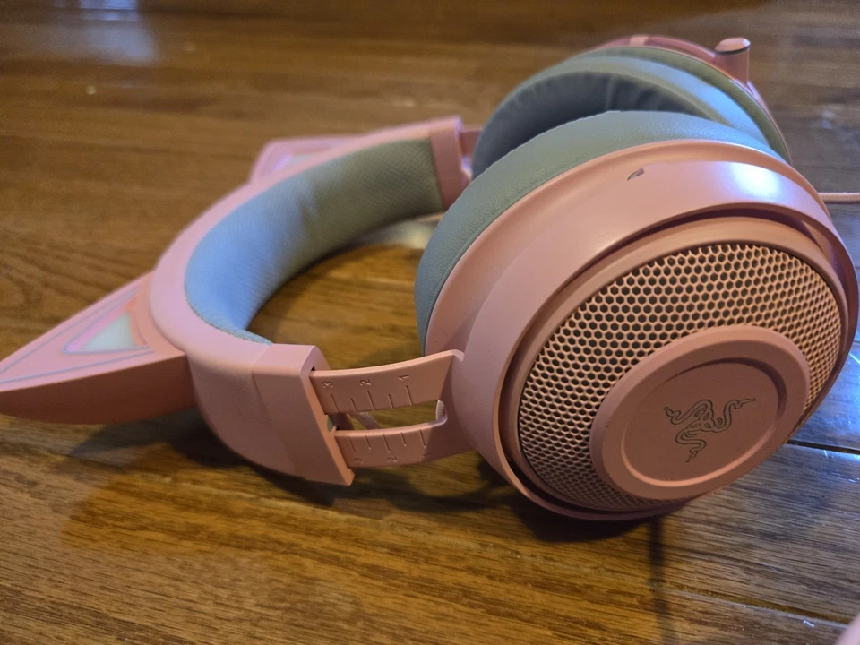 USB-гарнитура Razer Kraken Kitty V2 с ушами RGB Kitty розовая ПРОТЕСТИРОВАНА - Изображение 4 из 4