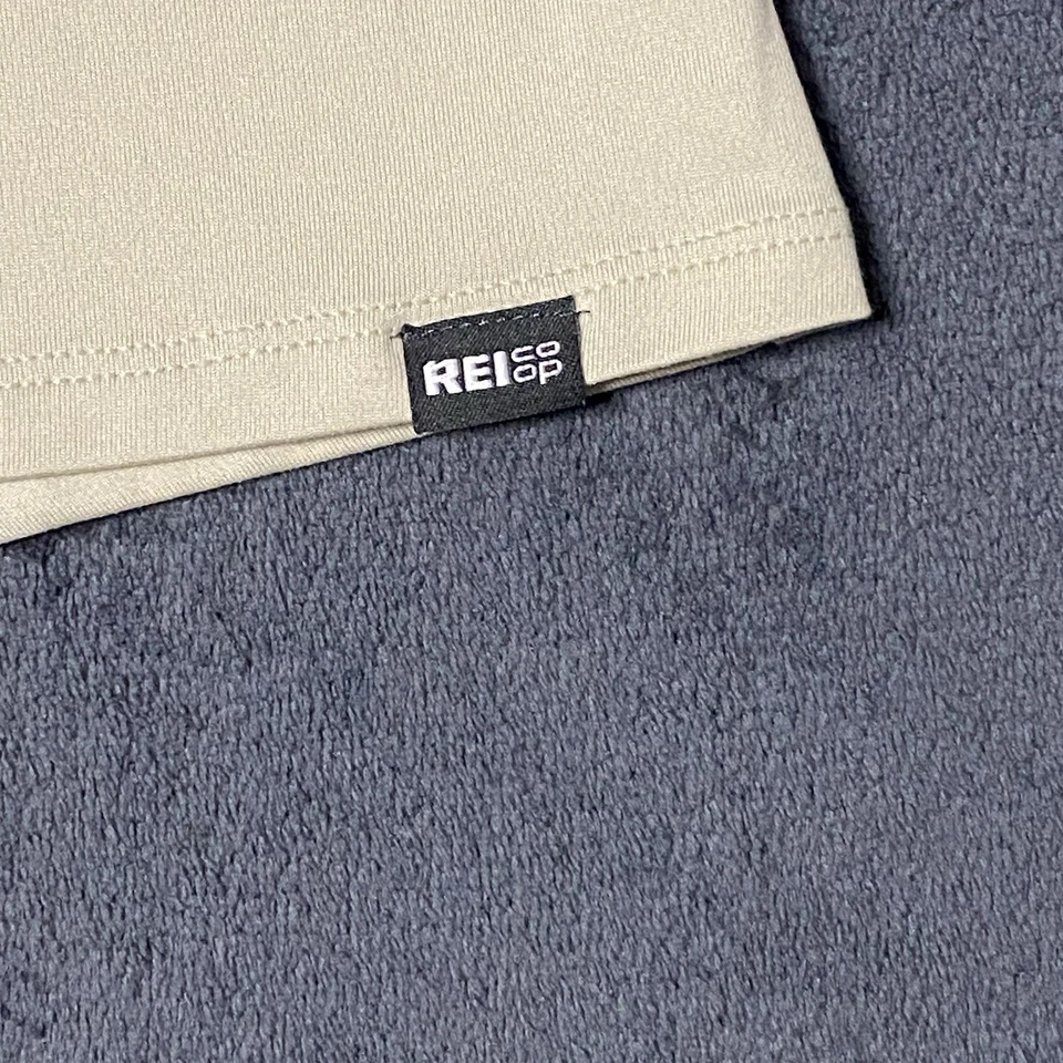 Camiseta REI Co Op Sahara Mujer S Crema Manga Corta Cuello Redondo Senderismo Activo Foto 3 de 4