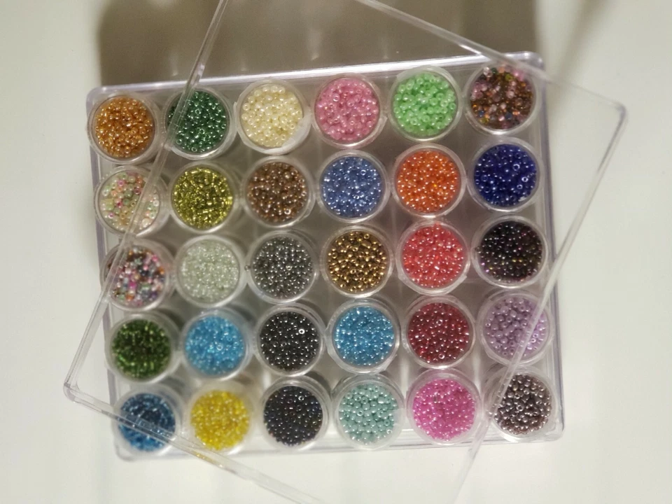 BULK LOT-30 FULL Cylinders -2mm Seed Beads + Container + 30 FREE Charms - Image 3 of 4