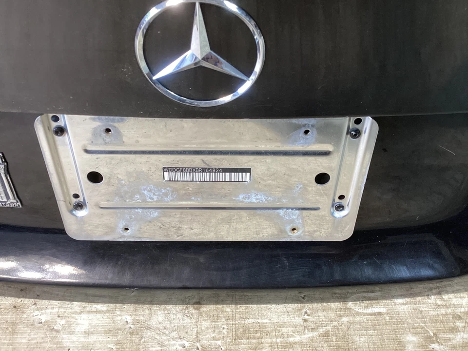 2008-2014 Mercedes-Benz C300 Trunk Lid Panel Assembly OEM Foto 3 de 4