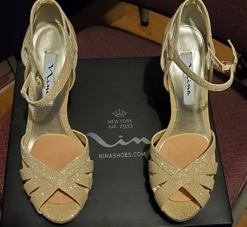 Sexy NINA New York SENORA Platform Evening Strappy Sandal Gold Glitterati Size 8 - 第 4/9 張圖片