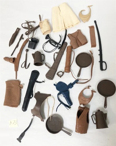 1960s MARX JOHNNY WEST ACCESSORIES LOT #73