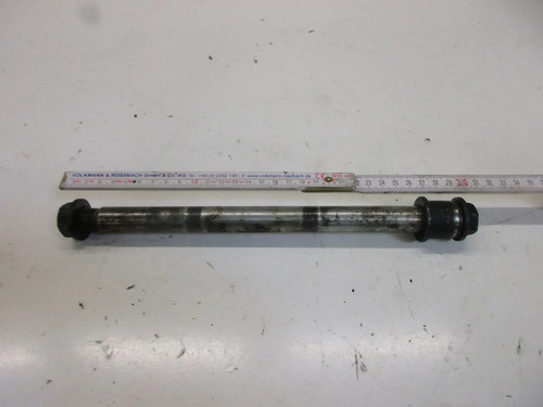 Kawasaki Z 1100 ST KZT 10 A Steckachse hinten 20 mm Achse Hinterrad Felge axl