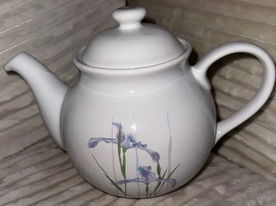 Corelle Coordinates SHADOW IRIS Stoneware Tea Pot Corning Ware Excellent