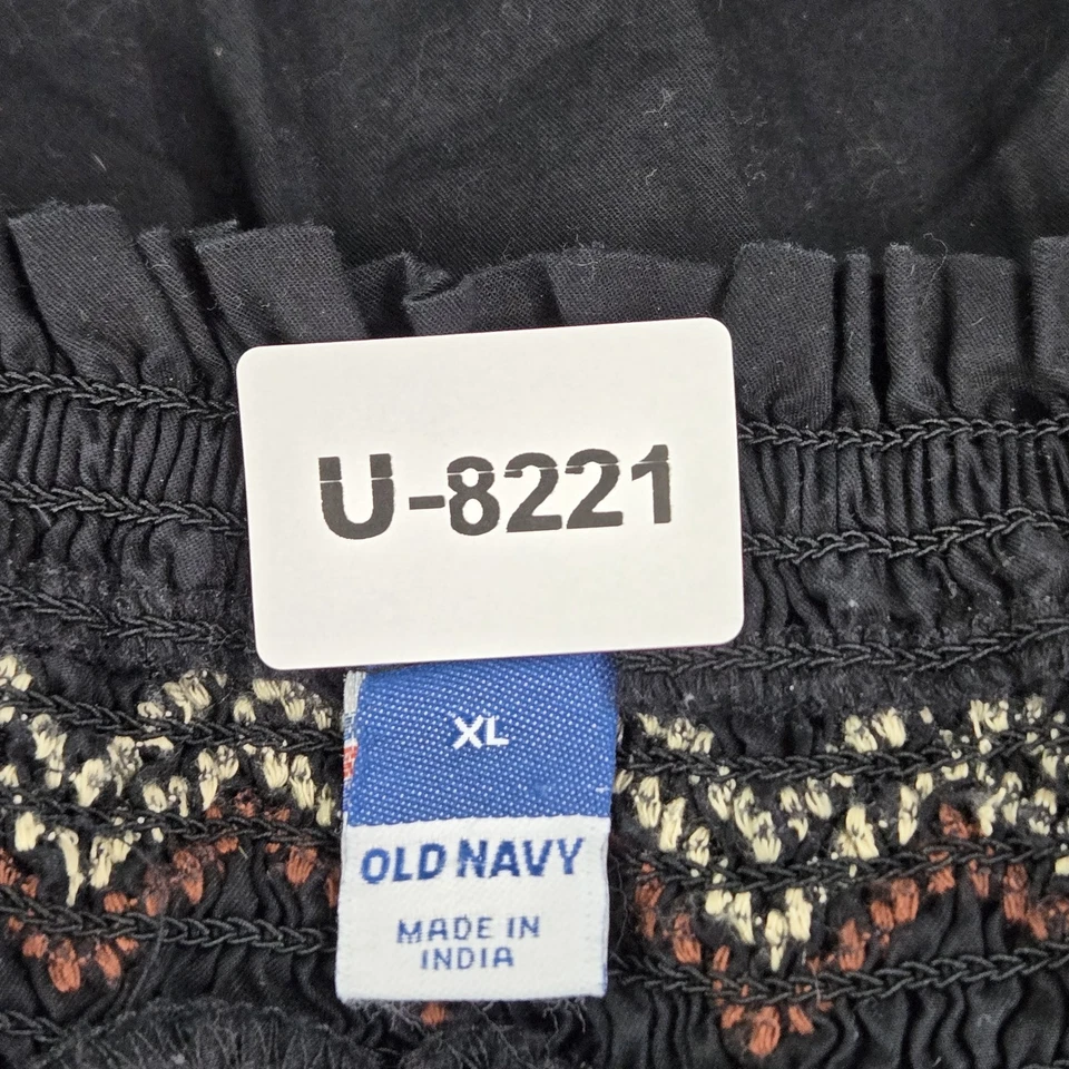 Blusa Pullover Old Navy para Mujer XL Negra Geométrica Bordada Cuello Redondo Calado Foto 2 de 4