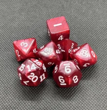 DUNGEONS & DRAGONS~DADI~7X~RED & WHITE