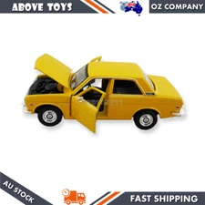 Licensed die cast model car 1971 Datsun 510 (1600) yellow scale 1:24 collection