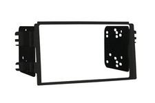 Metra 95-7318 Fits Kia Spectra 5 2005 - 06 Install Dash Kit W/ Radio Housing