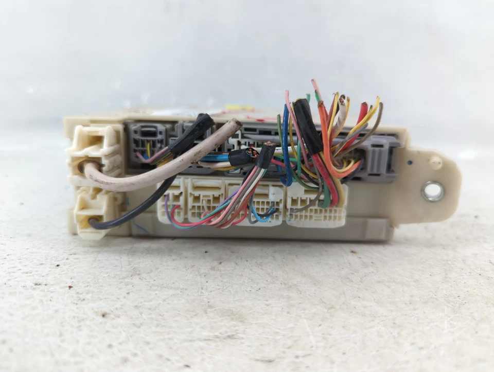 2007-2007 Lexus Is350 Fusebox Fuse Box Relay Module 7c19-0086|82730-53050 UA5XF - Image 3 of 4