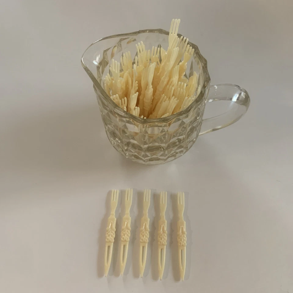 Horquillas de colección color marfil para entremeses 3 1/2" plástico Phoenixware Israel 1981  Foto 2 de 4