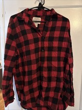 Men  s Size L Red Buffalo Plaid Button Up Flannel Shirt Long Sleeve With Pockets