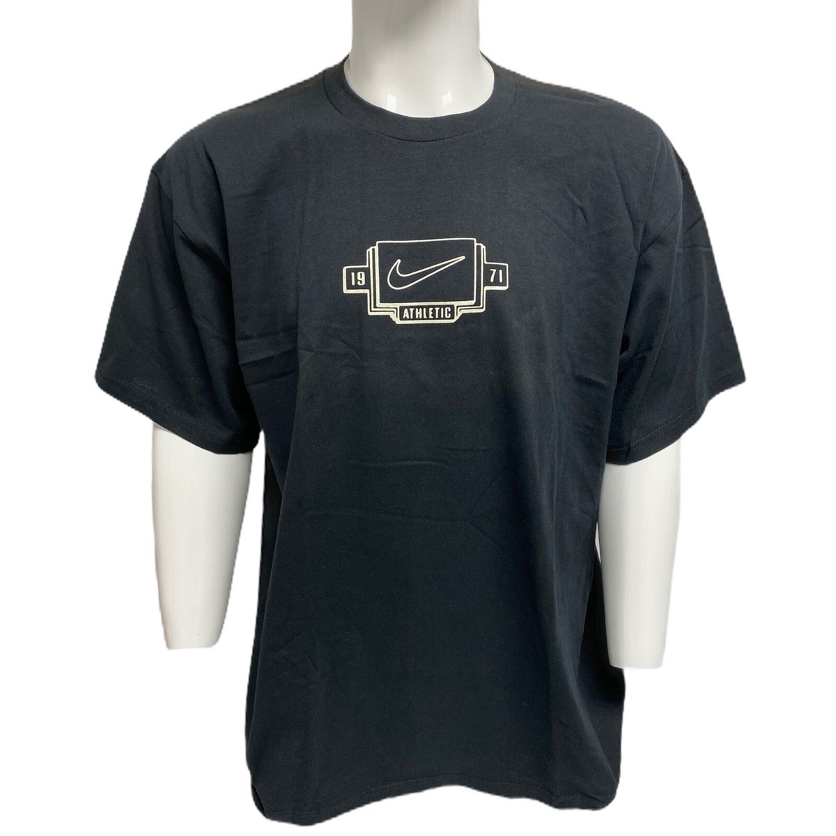 Vintage Nike Men's Athletics 1971 Black T Shirt short sleeve