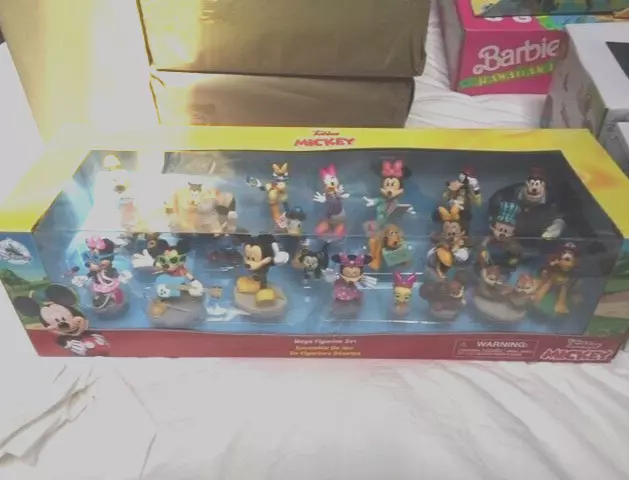  Disney Mickey Mouse and Friends Junior Mega Figure Set