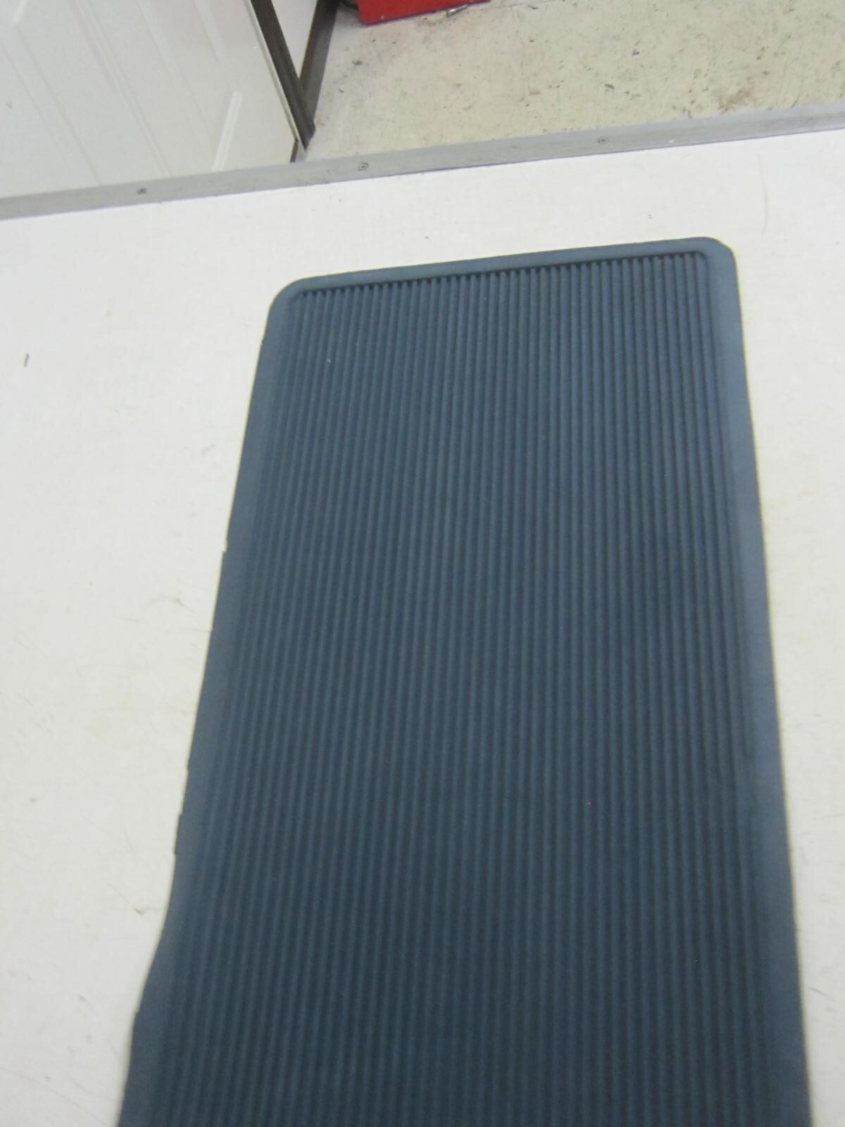 7387 Chevy Truck Rear Rubber Floor Mat Blazer,suburban,crew cab k5,k10