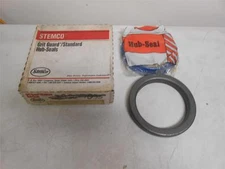 Stemco 372-7095 Trailer Wheel Hub Set