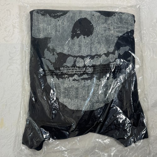 The Misfits Distressed Skull Mens T Shirt 4XLT Rock Punk Classic Tee New Black - Picture 5 of 5