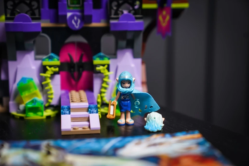 Lego Ragana's Magic Shadow Castle 41180 com instruções todas as minifiguras elfos - Imagem 4 de 4