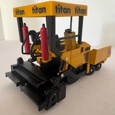 1:50 ABG Ingersoll Rand Titan 473 Asphalt Paver By Wan Ho        Limited Edition