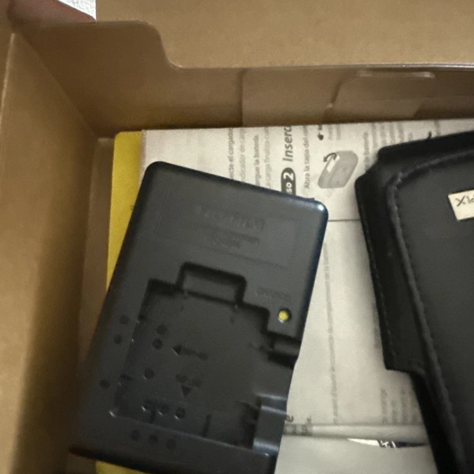 Cámara digital Fujifilm FinePix Z30 10 mp naranja con batería para batería Foto 3 de 4