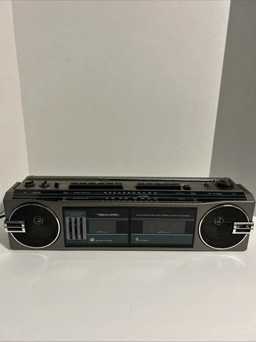 Vintage Realistic SCR-33 Radio/casette Sound System (only Radio Works)