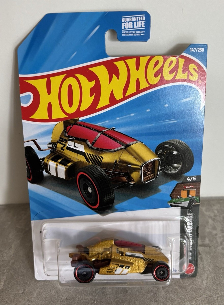 Hot Wheels 2 Jet Z Treasure Hunt 2026 HW Dream Garage 147/250 Gold