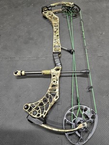 Mathews Phase 4 33, Custom Strings And Matching Stabilizer