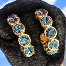 Vintage Gold tone Blue Rhinestones Circular Pierced Earrings 2.2cm x 2.2cm