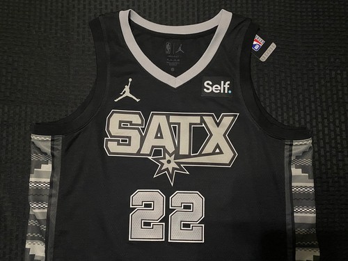 Malaki Branham Autographed SATX Jersey Signed In Person NBA San Antonio Spurs - Picture 7 of 12