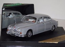 JAGUAR MK2 3.4 DOVE GREY 1959 VITESSE VCC99042 1:43 