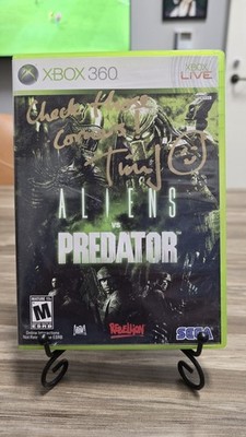 Alien vs. Predator (Microsoft Xbox 360, 2010) CIB - Signed by Director Tim Jones