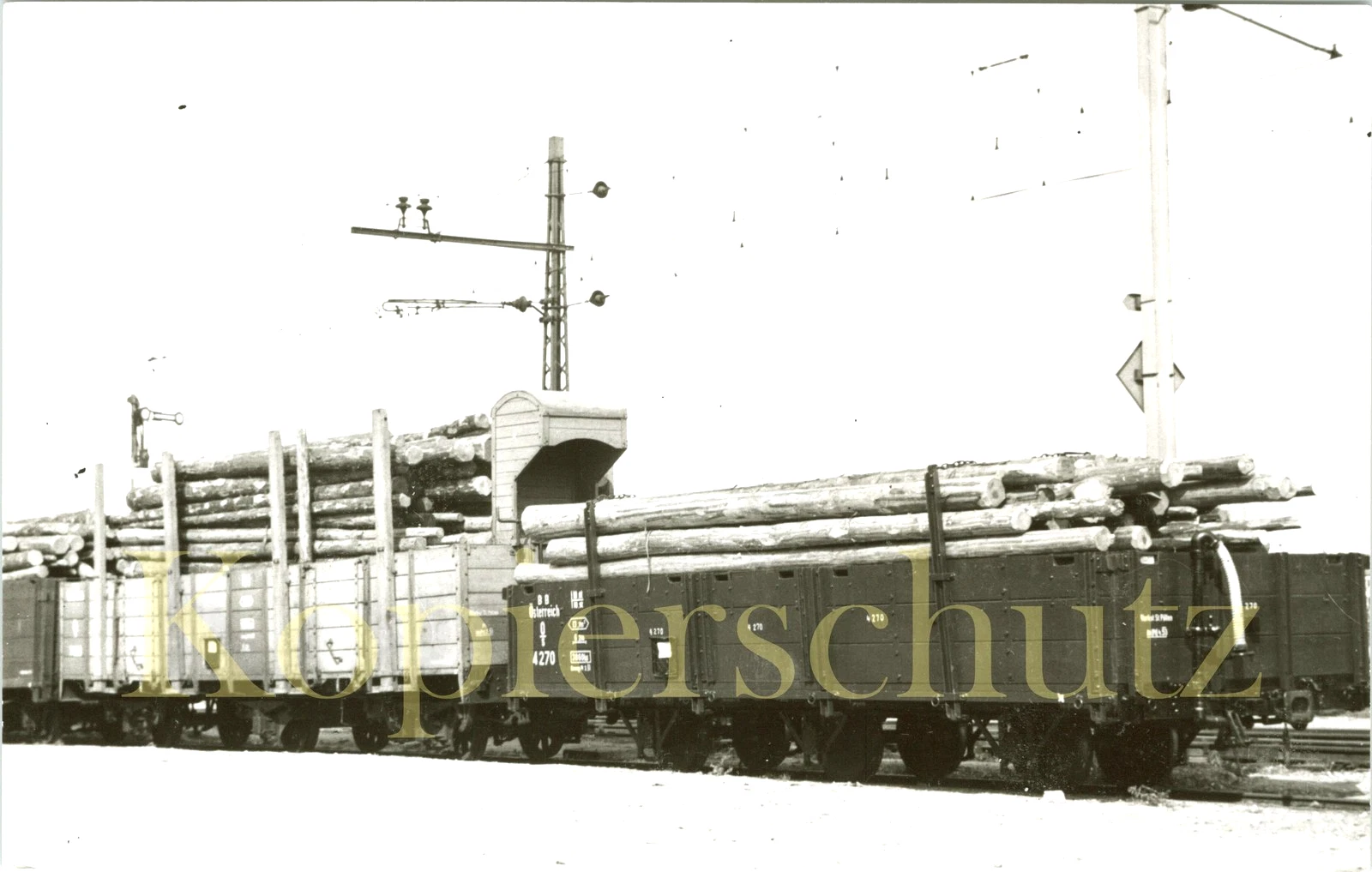 Foto - BBÖ 0/s 4270 in St. Pölten Alpenbf 1953 - Bild 1 von 1