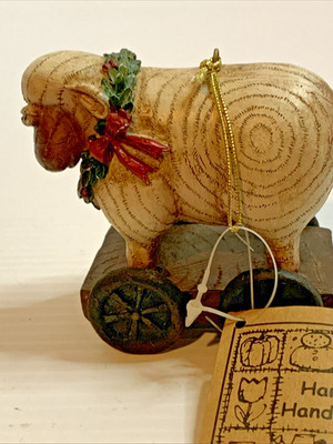 Hanna s Handiworks Sheep Wreath Christmas Ornament Rustic Farm Holiday w/Tag