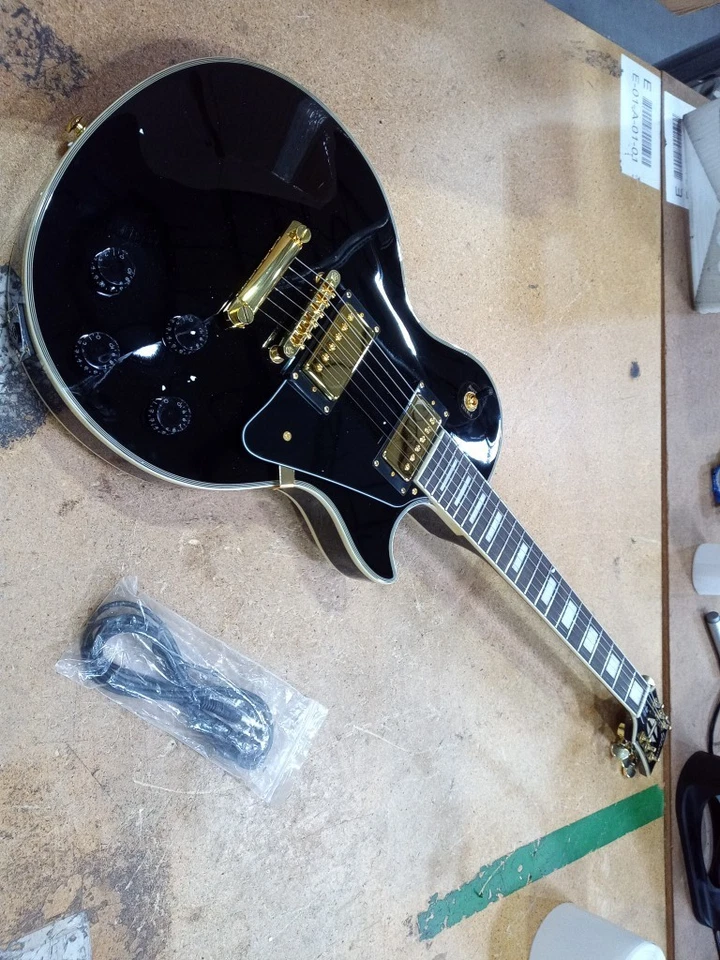 Custom les paul electric guitar Glossy Black Beauty Finished gold hardware - Image 2 of 4