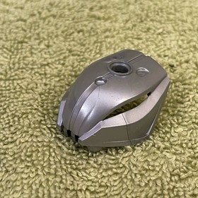 LEGO Bionicle Pearl Light Gray Rahkshi Head / Mask From The ROODAKA Set ( 8761 )