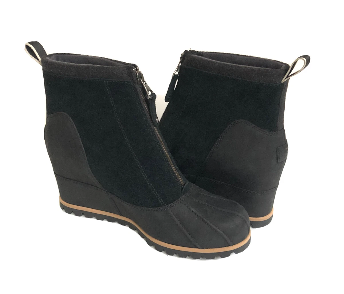 Ugg pax black deals