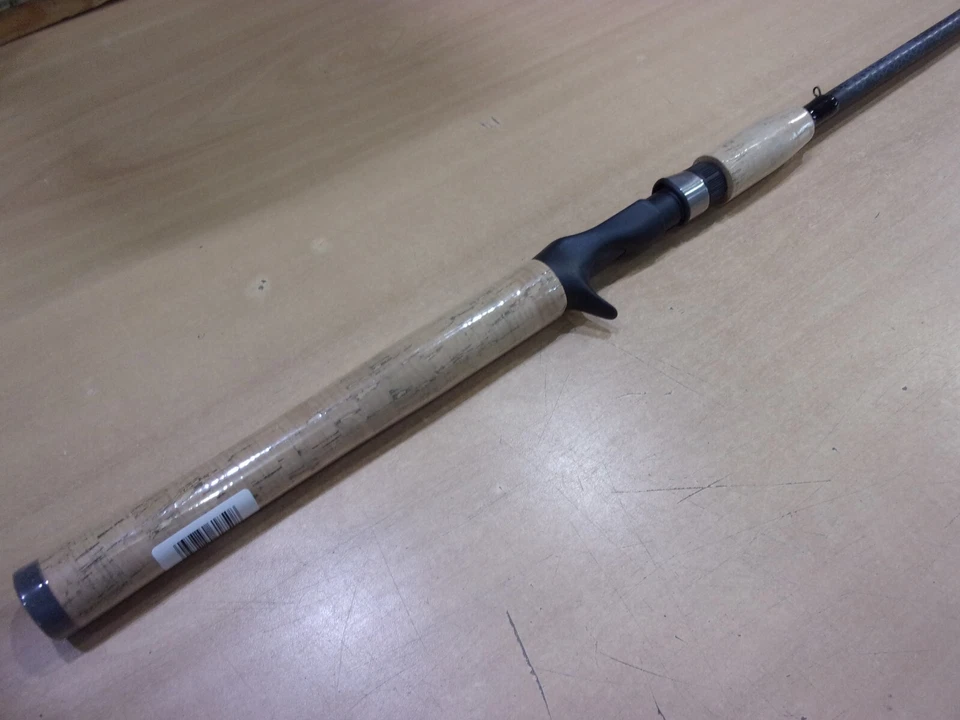 QUANTUM GRAPHEX VARILLA DE FUNDICIÓN 6 pies 6 pulgadas potencia media Foto 2 de 4