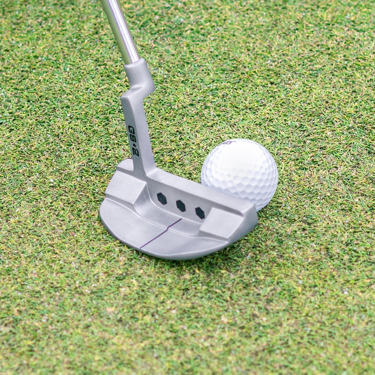 GoSports GS2 Tour 34â€ Right-Handed Golf Putter - Pistol Grip  display picture 1