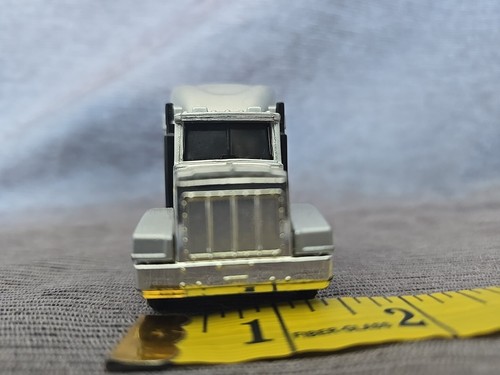 2006 John Deere Tractor Trailer Semi Color Is Silver - Picture 4 of 9